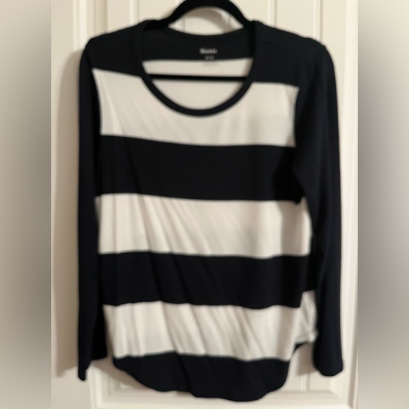 Roots navy and white sweater - Picture 1 of 3